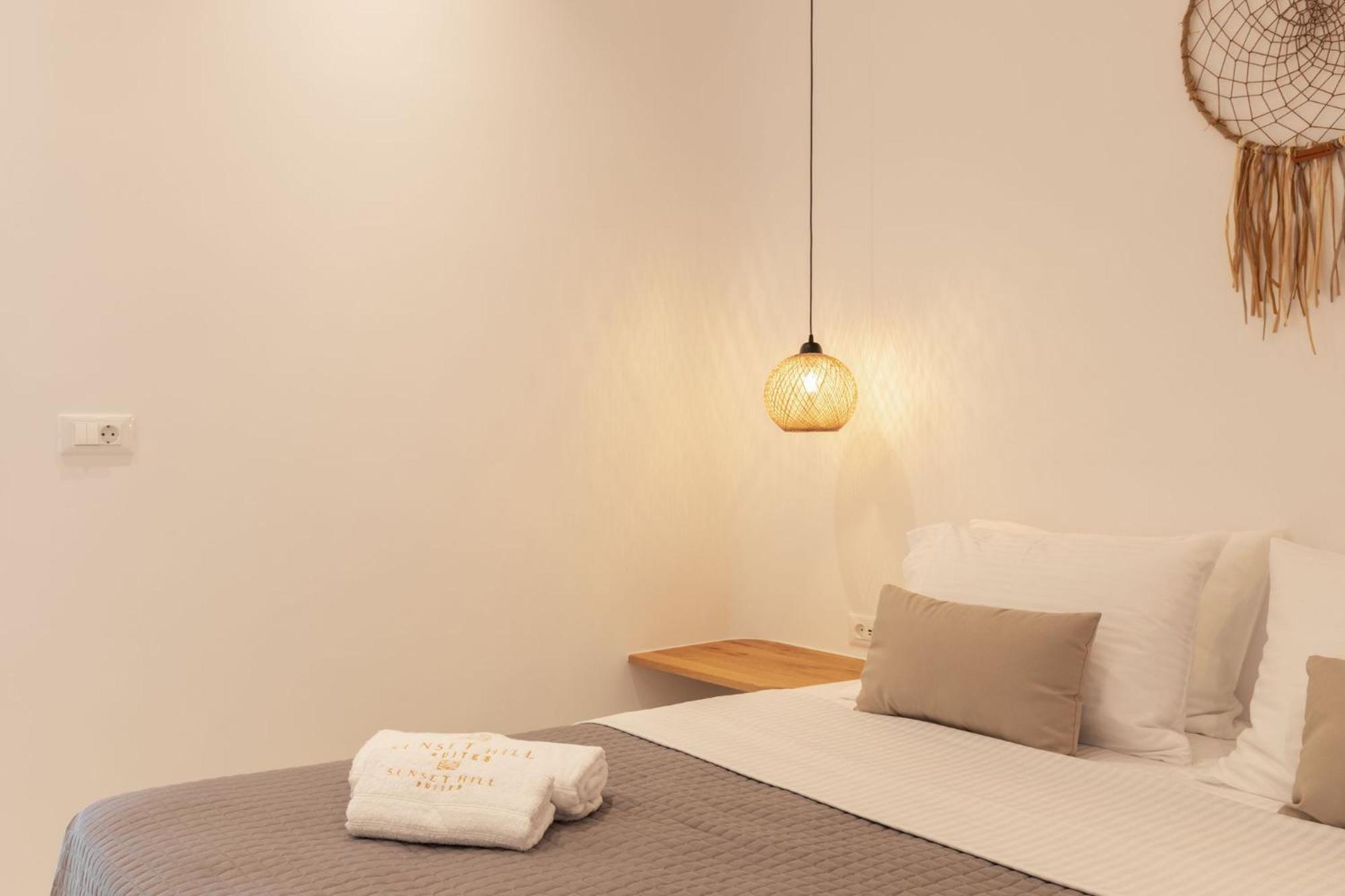 Sunset Hill Suites Mykonos Town Extérieur photo